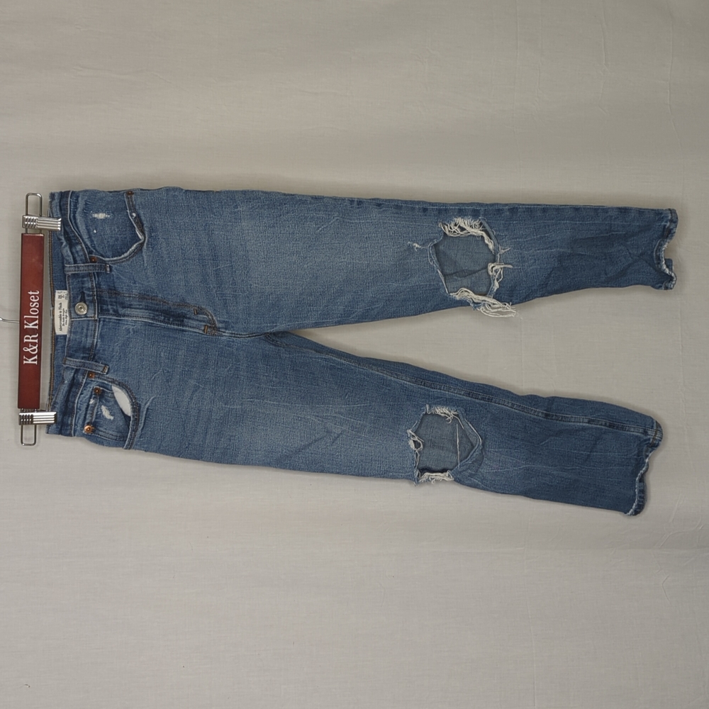 Abercrombie & Fitch The Ankle Straight Ultra High Rise Size 26/2 Short EUC